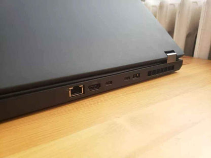 ThinkPad P52, i7 8th gen, 32gb ram, 512gb, 4k touchscreen, 4h+ battery