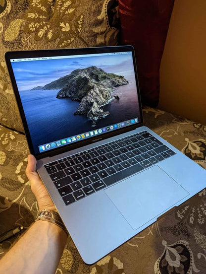 Macbook Pro 2017, i7, 16gb ram, 512gb stockage, 5h+ batterie, excellente condition