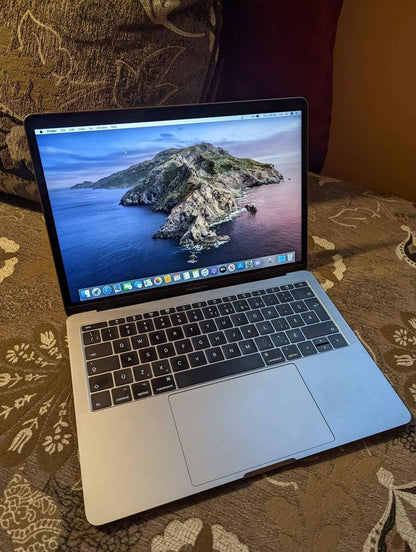Macbook Pro 2017, i7, 16gb ram, 512gb stockage, 5h+ batterie, excellente condition